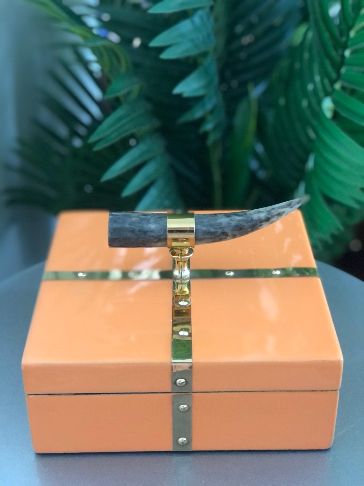 Boynuz ve Gold Detaylı Turuncu Dekoratif Kutu 20x20x14cm
